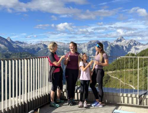 Mother’s Day Brunch at 1800m